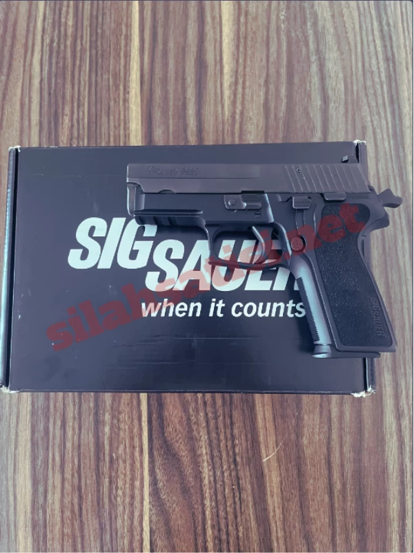 Sig Sauer P229